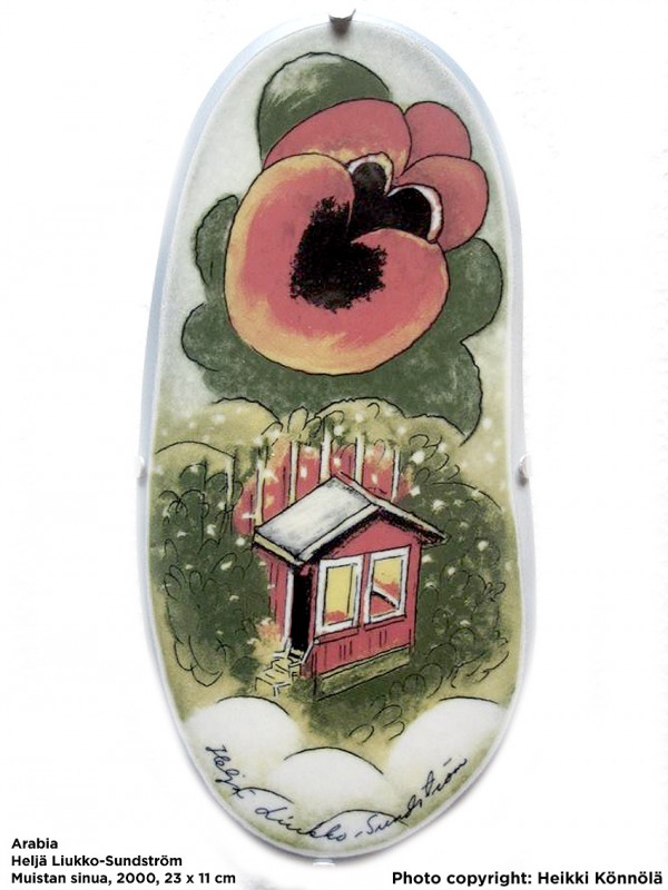 Arabia Heljä Liukko-Sundström soikea laatta 23 cm Muistan sinua (2000)