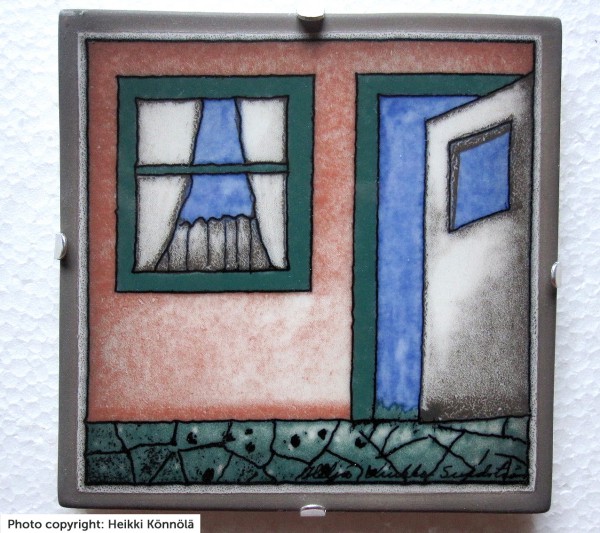 Arabia Heljä Liukko-Sundström seinälaatta 12x12 cm Tervetuloa VVO (1996)