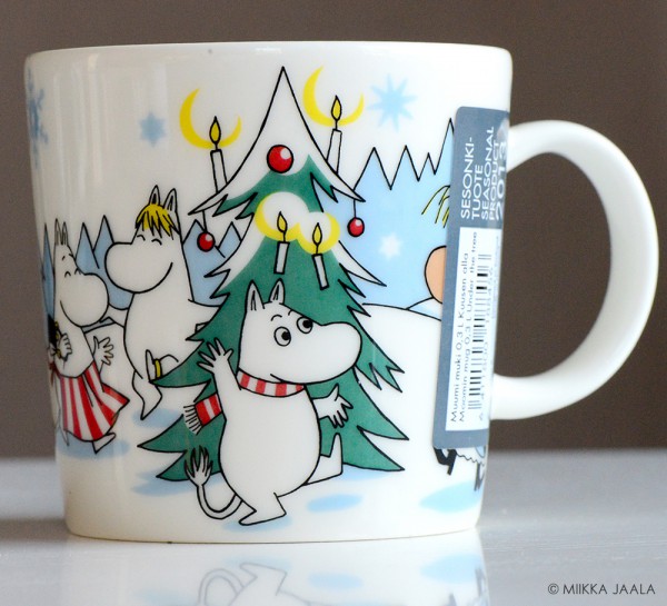 Arabia Muumimuki Kuusen alla, talvikausimuki 2013